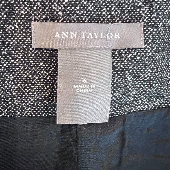 Ann Taylor Skirt Women’s 6 Gray Tweed Wool Blend Straight Lined Kick Pleat - Picture 9 of 11